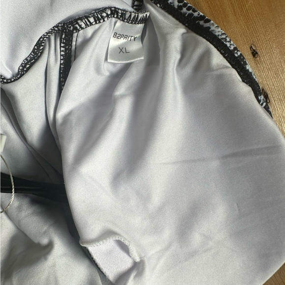 DONATING TOMORROW✨NWT✨B2PRITY One Piece Bathing Suit - Picture 7 of 7